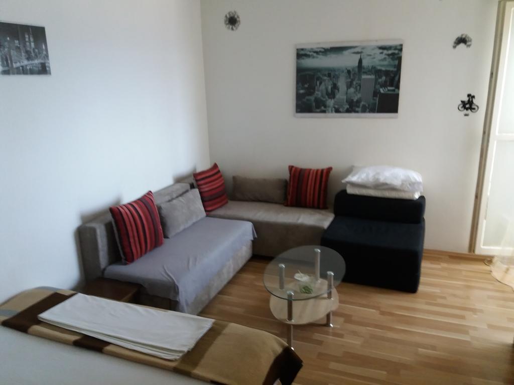 Studio Apartment Ema Split Buitenkant foto