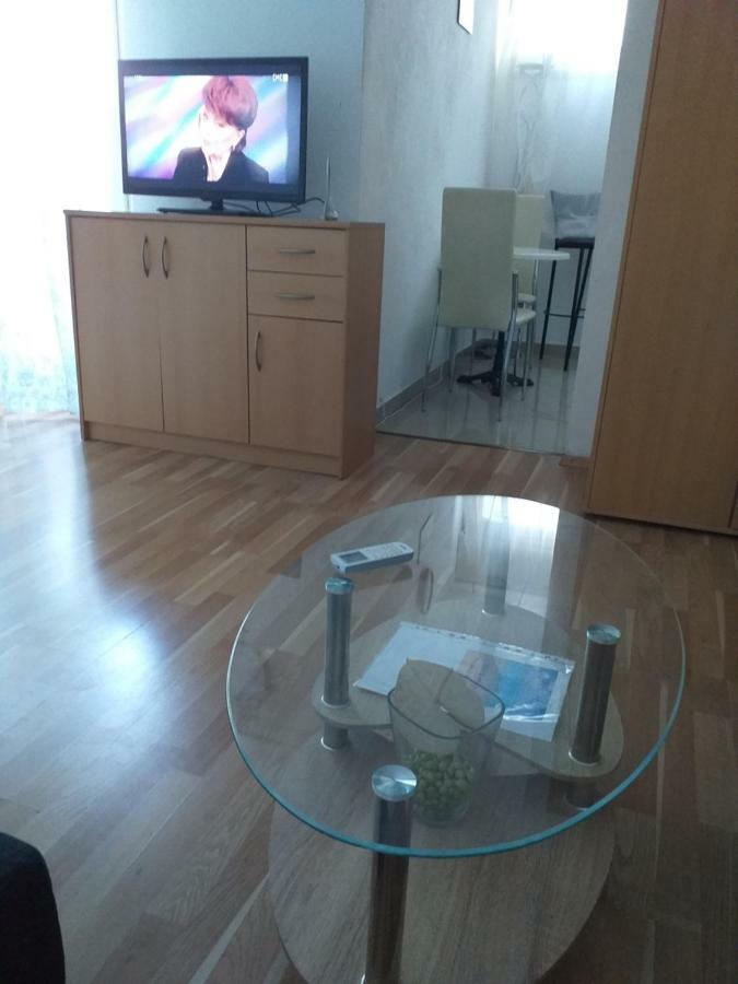 Studio Apartment Ema Split Buitenkant foto